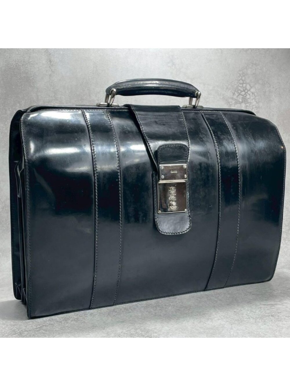 Gucci Handbag Black Gold Leather